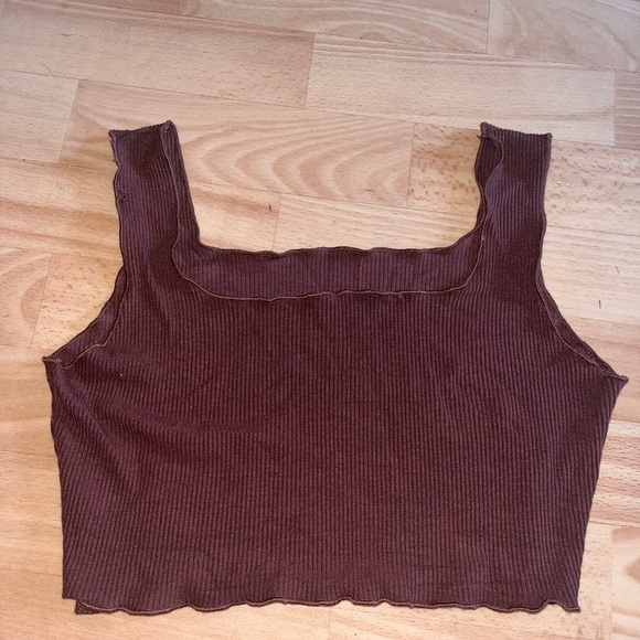 Small White Skirt + 2 Small Brown Crop Tops - Picture 3 of 4